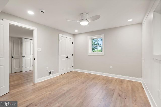 3667 N HARRISON ST, Arlington, VA 22207