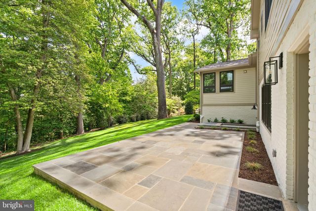 3667 N HARRISON ST, Arlington, VA 22207