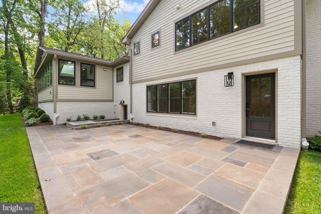 3667 N HARRISON ST, Arlington, VA 22207