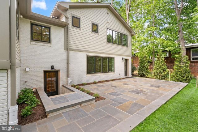 3667 N HARRISON ST, Arlington, VA 22207