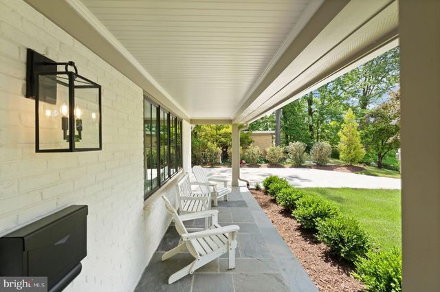 3667 N HARRISON ST, Arlington, VA 22207