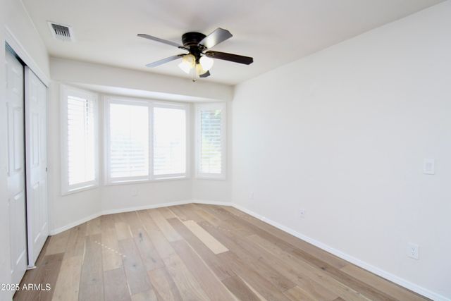 4237 E ROCKLEDGE Road, Phoenix, AZ 85044