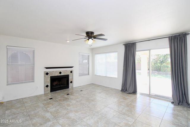 4237 E ROCKLEDGE Road, Phoenix, AZ 85044