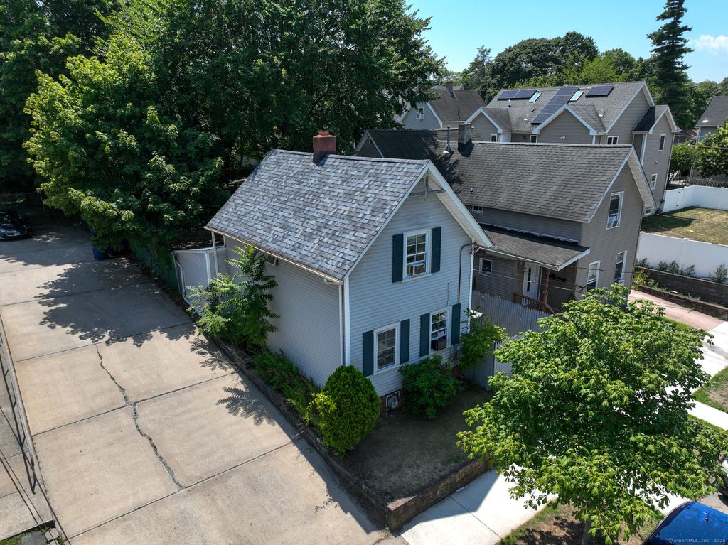54 Lombard Street, New Haven, CT 06513
