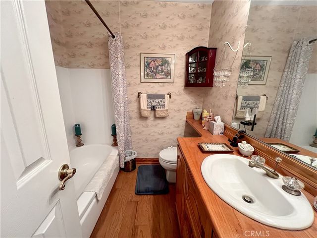 2021 Kristi Lane, Santa Ana, CA 92701