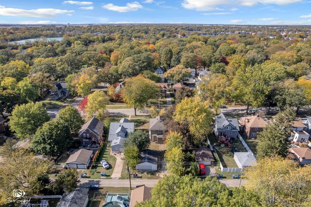 878 S Wildwood Avenue, Kankakee, IL 60901