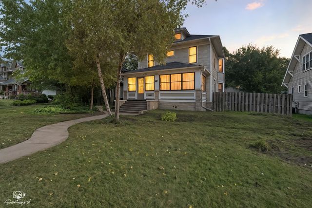 878 S Wildwood Avenue, Kankakee, IL 60901