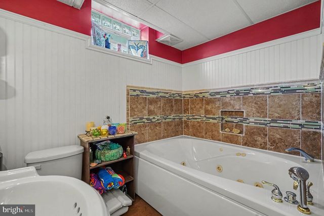 1003 KINGSTON RD, Pikesville, MD 21208