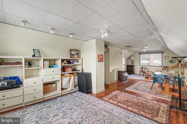 1003 KINGSTON RD, Pikesville, MD 21208