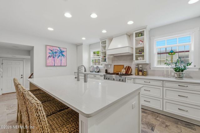 4268 VENETIA Boulevard, Jacksonville, FL 32210