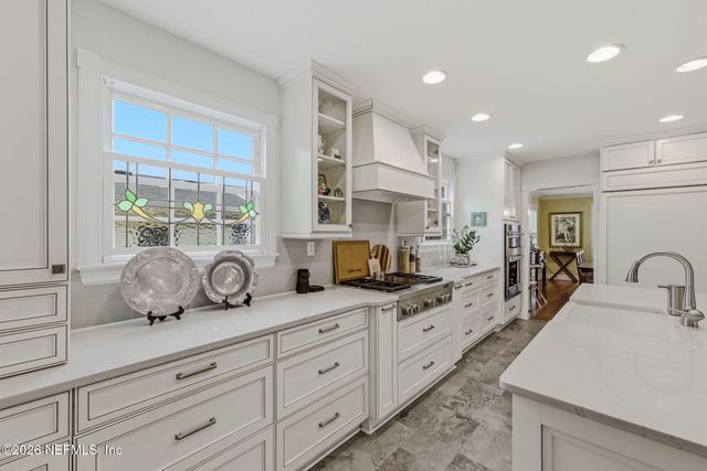 4268 VENETIA Boulevard, Jacksonville, FL 32210