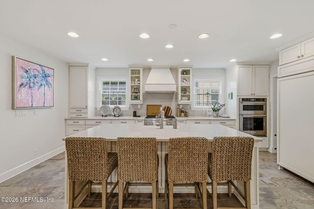 4268 VENETIA Boulevard, Jacksonville, FL 32210
