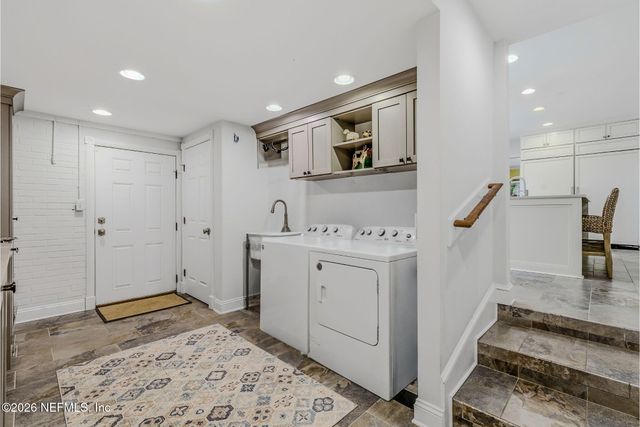 4268 VENETIA Boulevard, Jacksonville, FL 32210