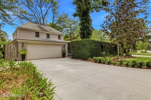 4268 VENETIA Boulevard, Jacksonville, FL 32210