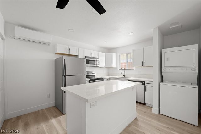 623 North 10th Street C, Las Vegas, NV 89101