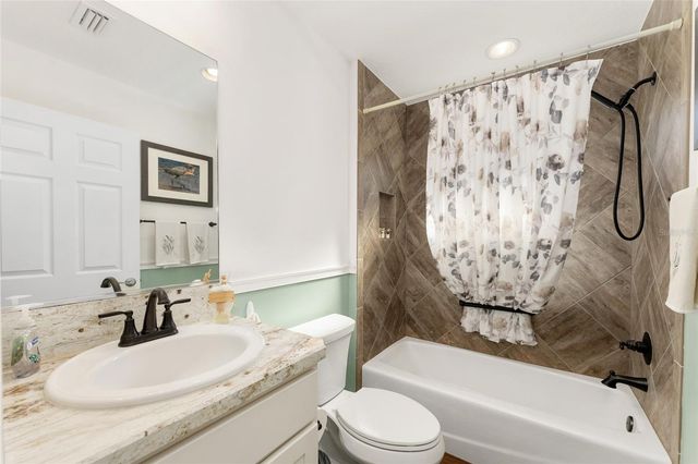 5949 FLINT LOOP, The Villages, FL 32163