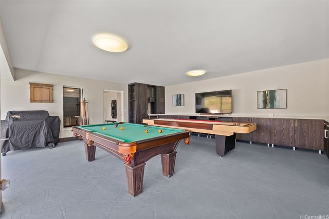 5335 Puahia Place, Honolulu, HI 96821