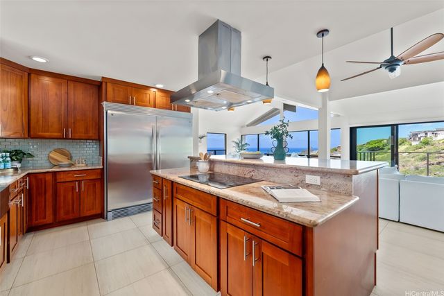 5335 Puahia Place, Honolulu, HI 96821