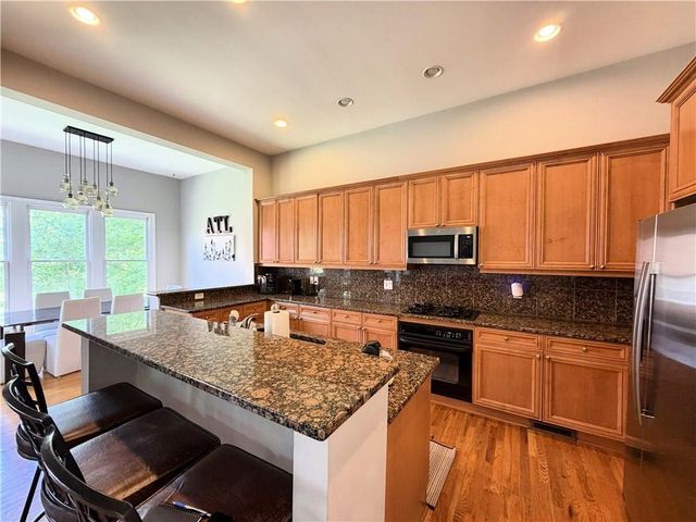 3008 Riverstone Trail, Atlanta, GA 30339