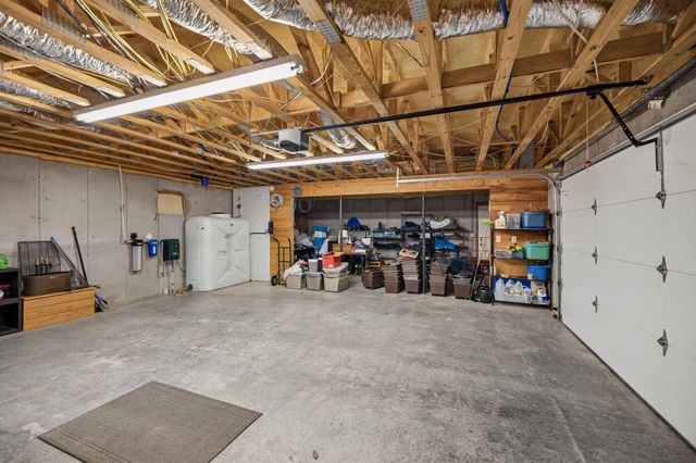 175 Bullet Mountain Dr, Tellico Plains, TN 37385