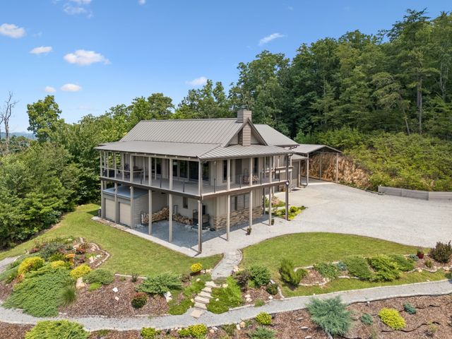 175 Bullet Mountain Dr, Tellico Plains, TN 37385
