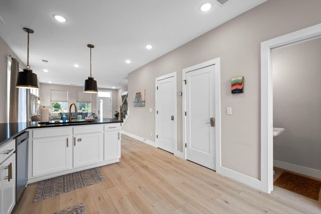 1325 Central Avenue, Chattanooga, TN 37408