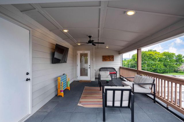 1325 Central Avenue, Chattanooga, TN 37408