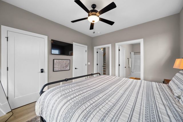 1325 Central Avenue, Chattanooga, TN 37408