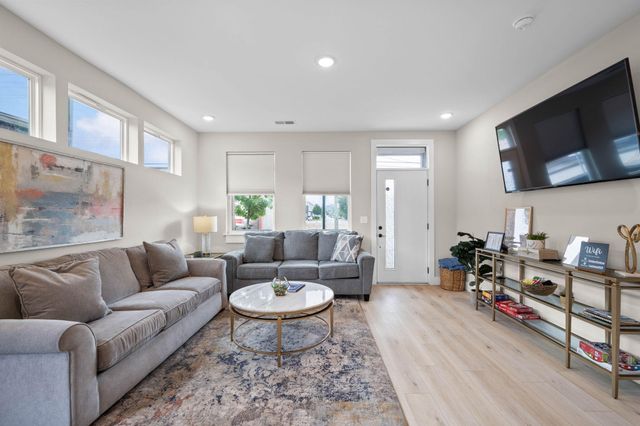 1325 Central Avenue, Chattanooga, TN 37408