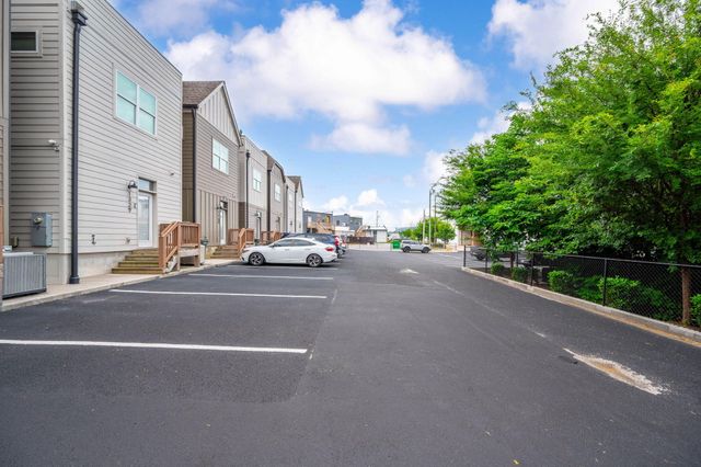 1325 Central Avenue, Chattanooga, TN 37408