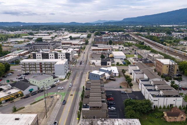 1325 Central Avenue, Chattanooga, TN 37408