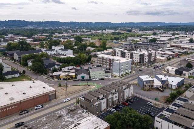 1325 Central Avenue, Chattanooga, TN 37408