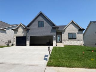 4705 177th Street, Urbandale, IA 50323