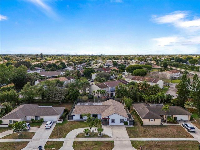 1591 Wyndcliff Drive, Wellington, FL 33414