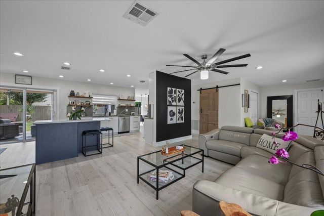 1591 Wyndcliff Drive, Wellington, FL 33414