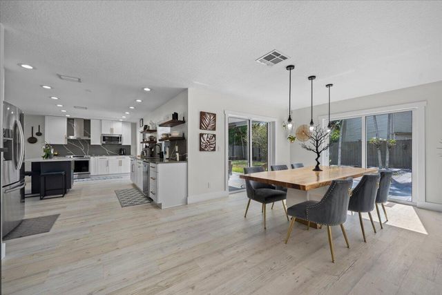 1591 Wyndcliff Drive, Wellington, FL 33414