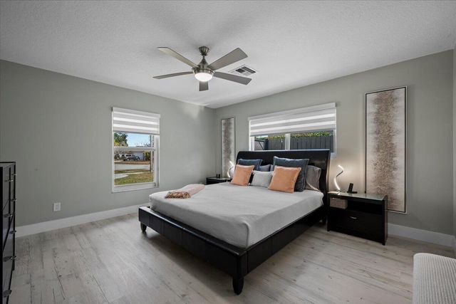 1591 Wyndcliff Drive, Wellington, FL 33414