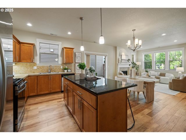 12150 Sw LAUSANNE St, Wilsonville, OR 97070