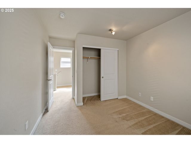 12150 Sw LAUSANNE St, Wilsonville, OR 97070