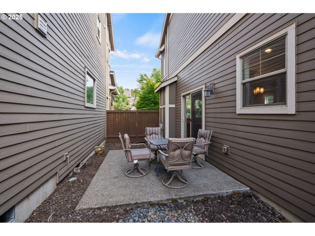 12150 Sw LAUSANNE St, Wilsonville, OR 97070