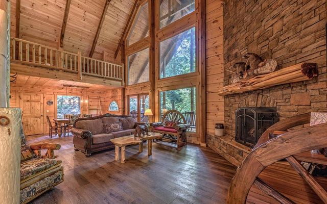 343 Muller Lane, Ellijay, GA 30540