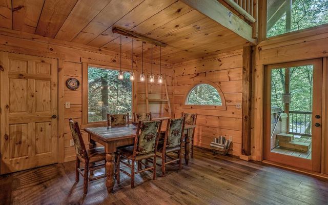 343 Muller Lane, Ellijay, GA 30540