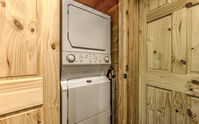 343 Muller Lane, Ellijay, GA 30540