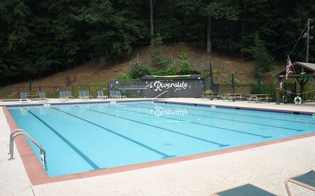 343 Muller Lane, Ellijay, GA 30540