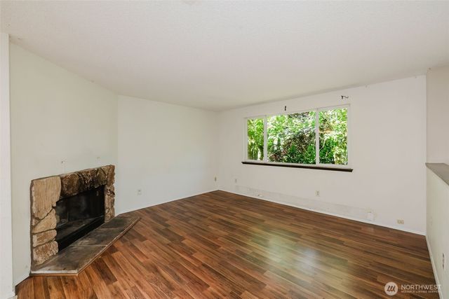 7300 Trica Avenue NE, Bremerton, WA 98311