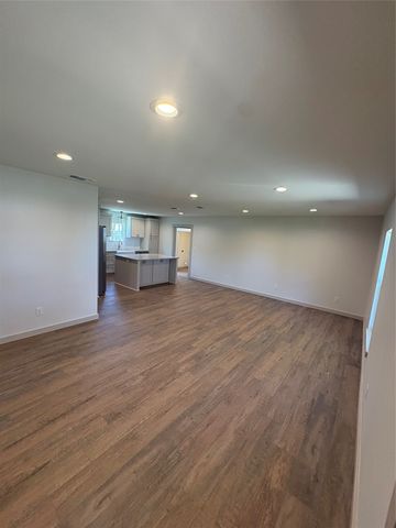 1047 Davis Street N, Sulphur Springs, TX 75482