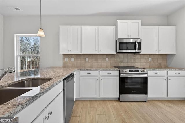 334 Bud Street, Hoschton, GA 30548