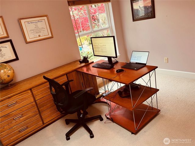 4518 91st Avenue SE, Mercer Island, WA 98040