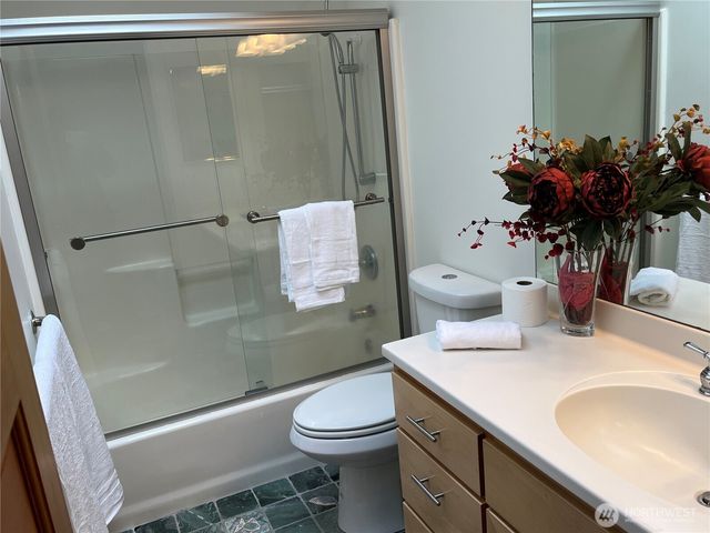 4518 91st Avenue SE, Mercer Island, WA 98040