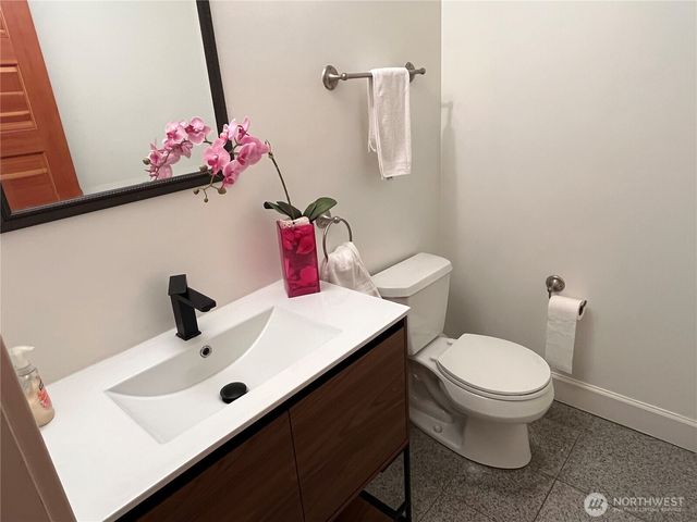 4518 91st Avenue SE, Mercer Island, WA 98040